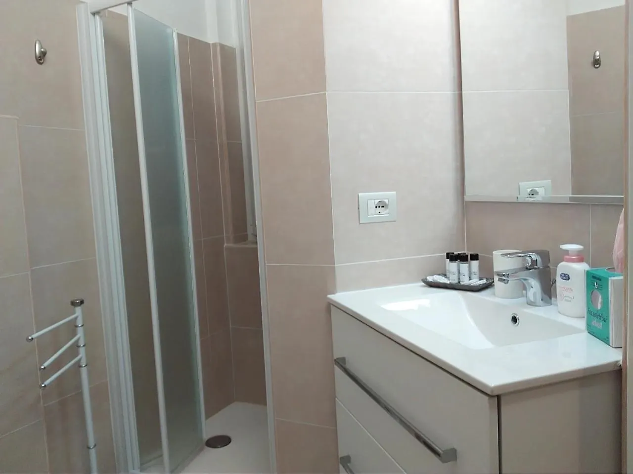 Apartament Kibilu - Via Abetone Mediolan
